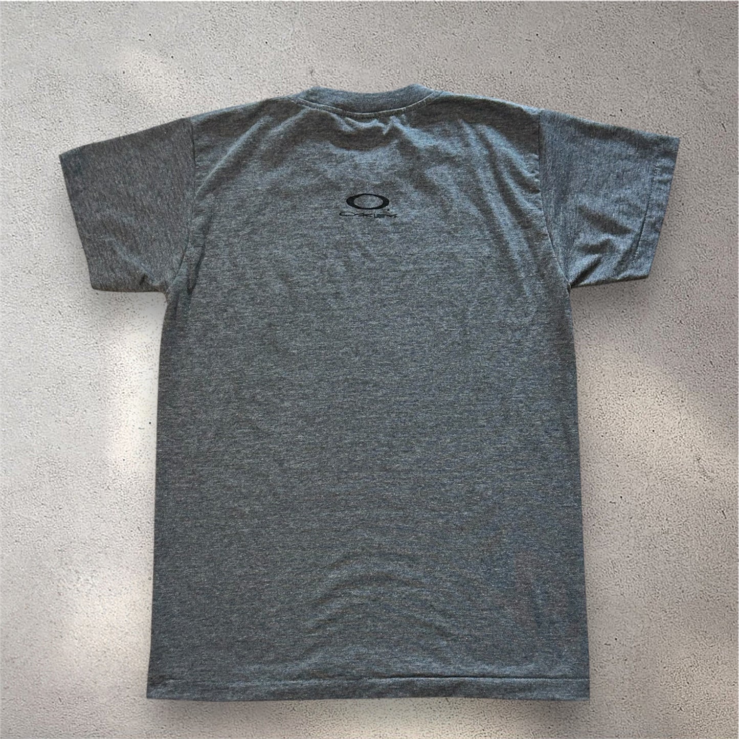 Vintage 90s Oakley tee