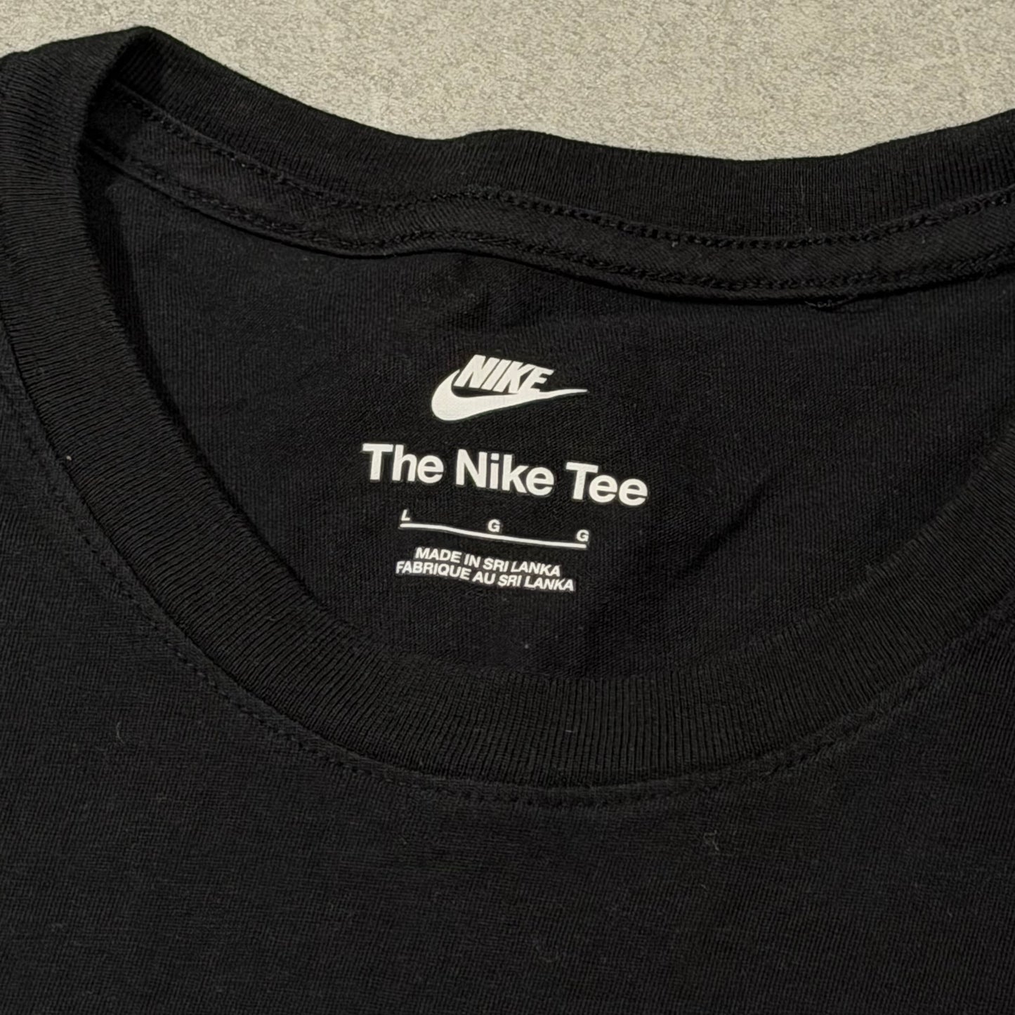 Nike tee