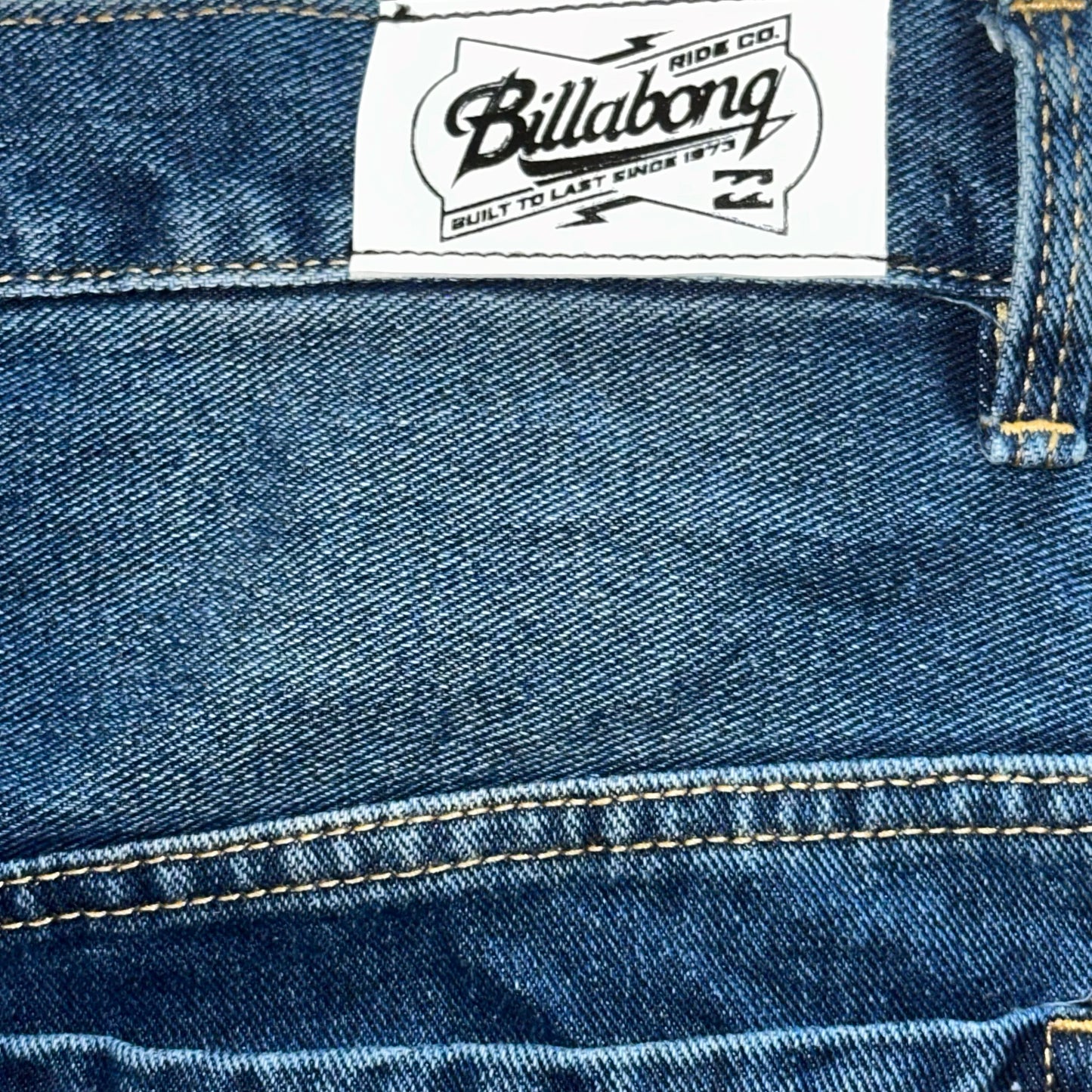BillaBong Jorts