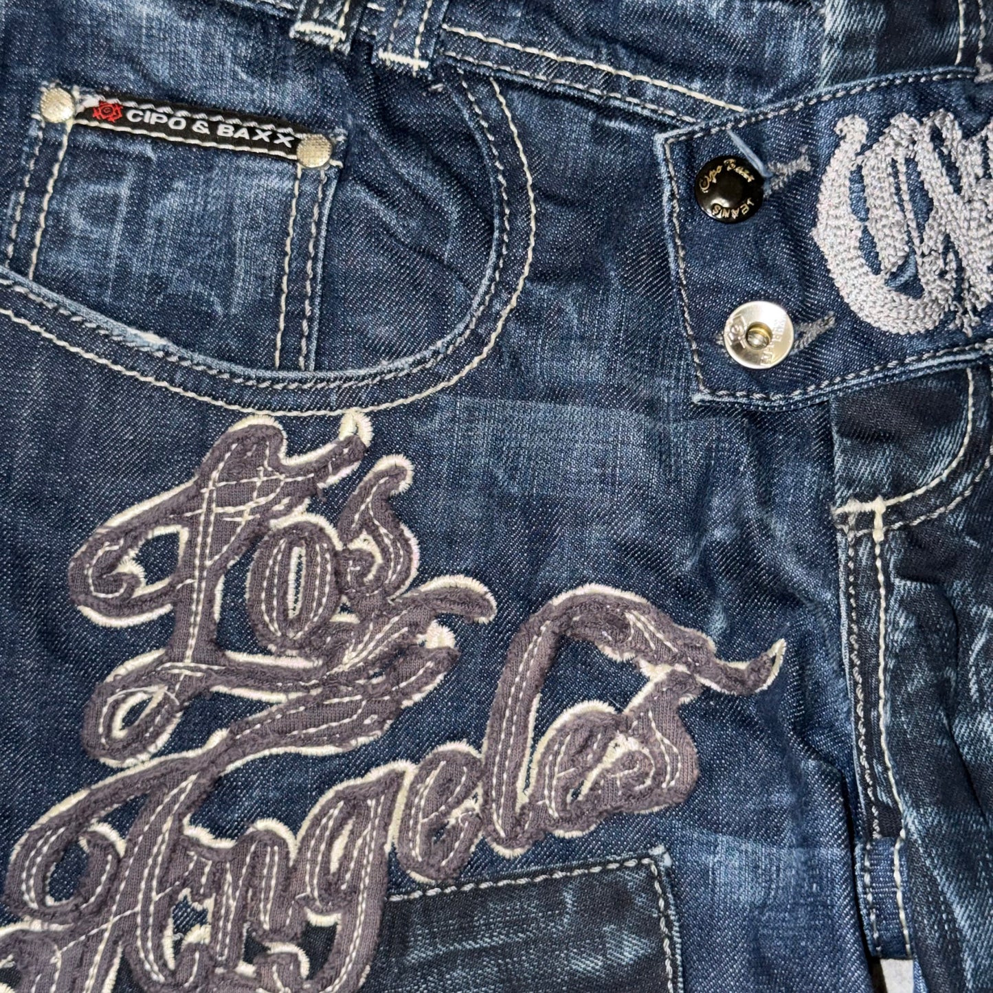 Y2k RARE Cipo & Baxx 2waist Jeans