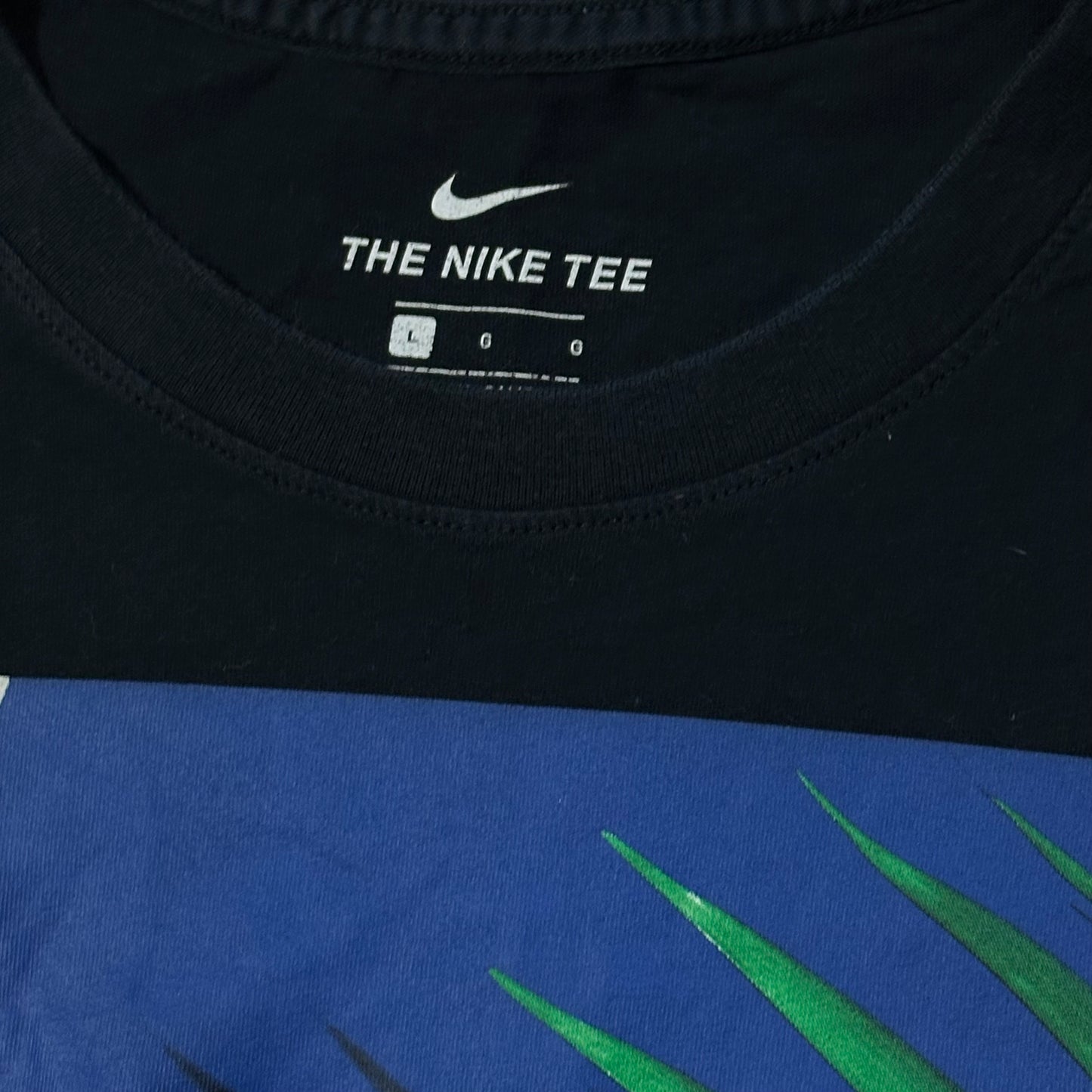 Nike tee