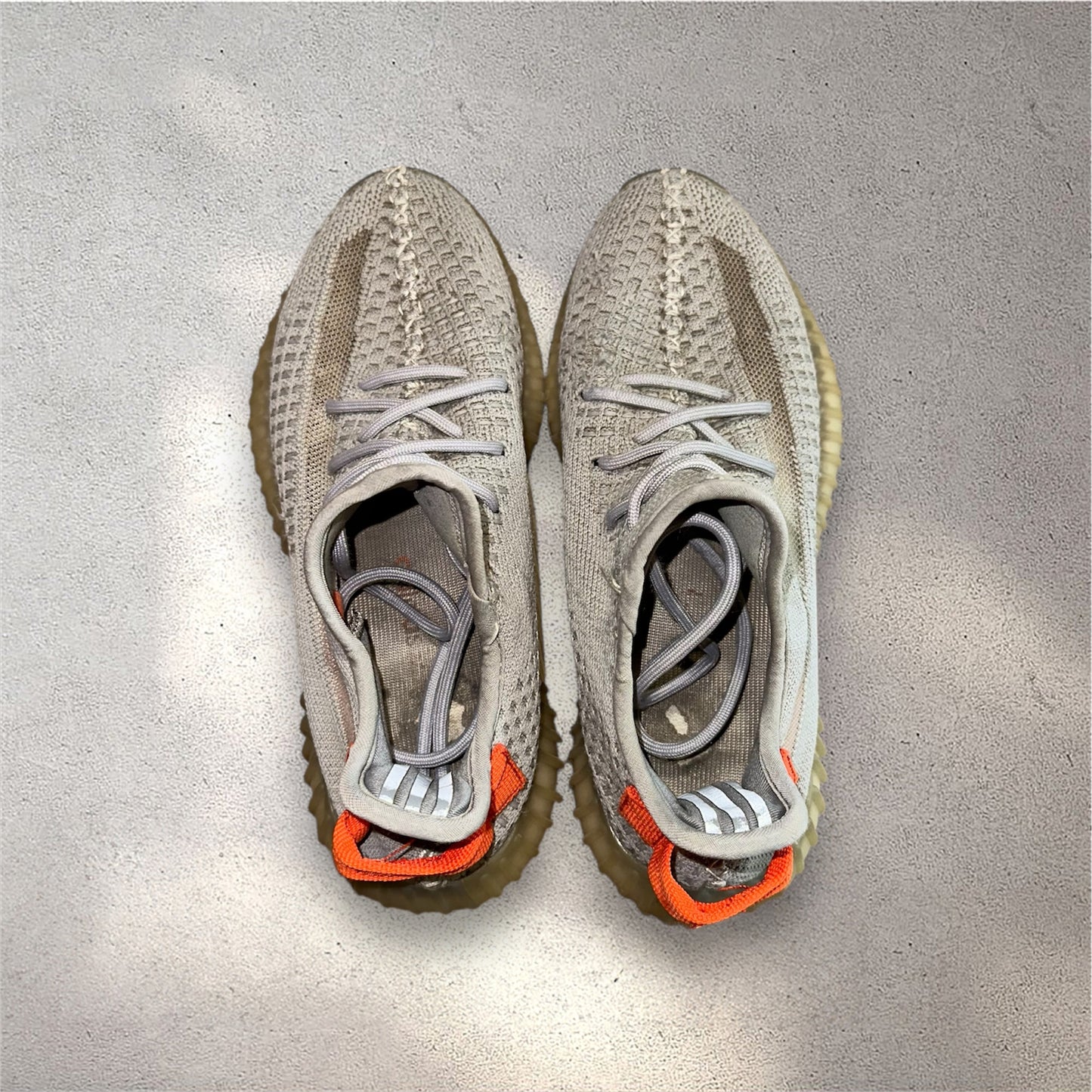 Adidas Yeezy Boost V2