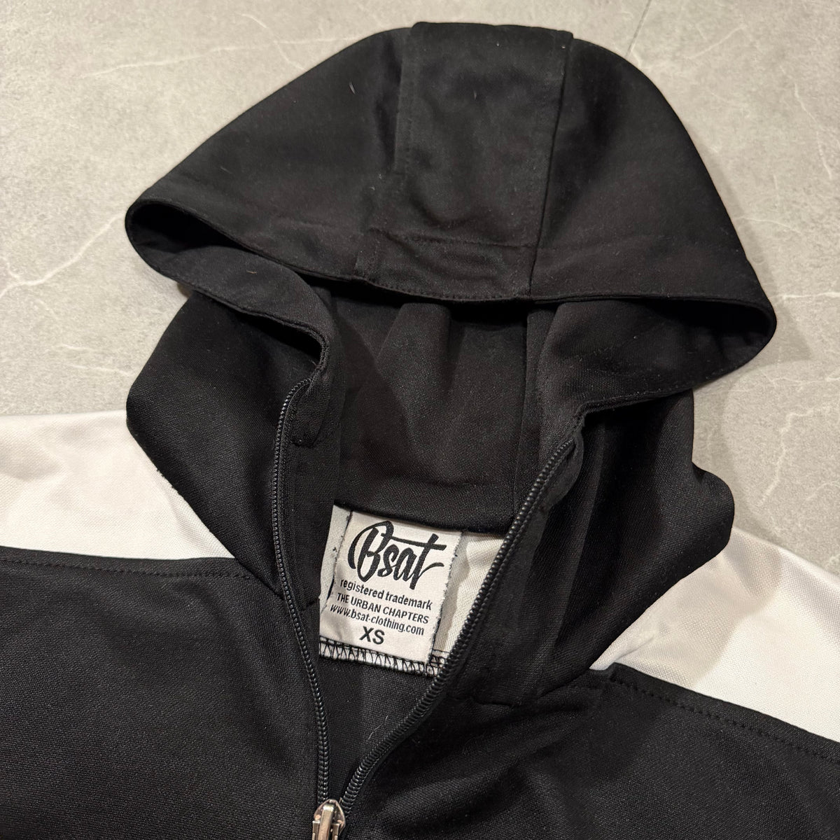 Bsat Zip-up
