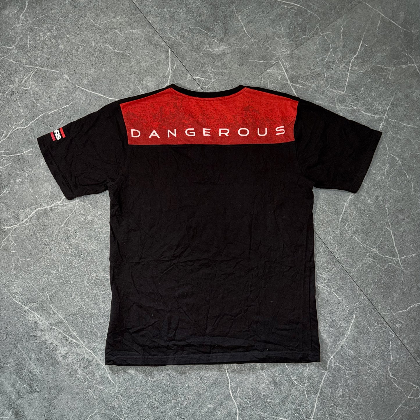 DNGRS Tee