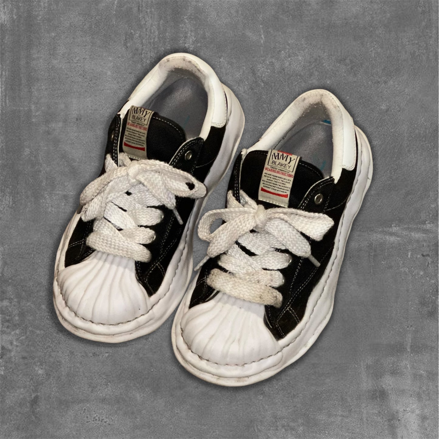Maison Mihara Yasuhiro (MMY) Blakey Low Sneakers