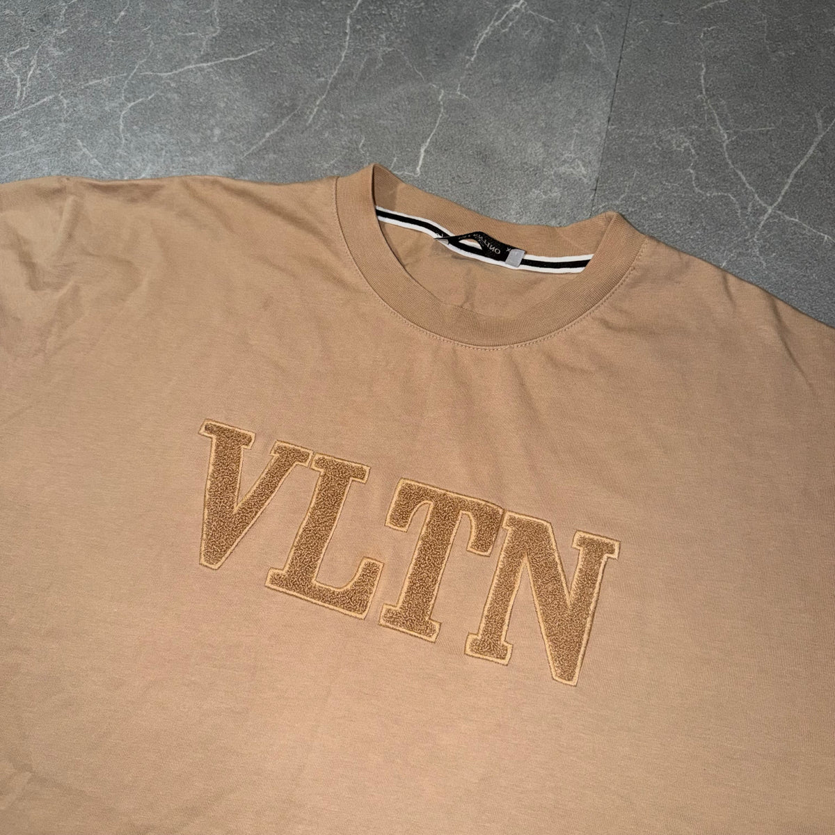 Valentino tee