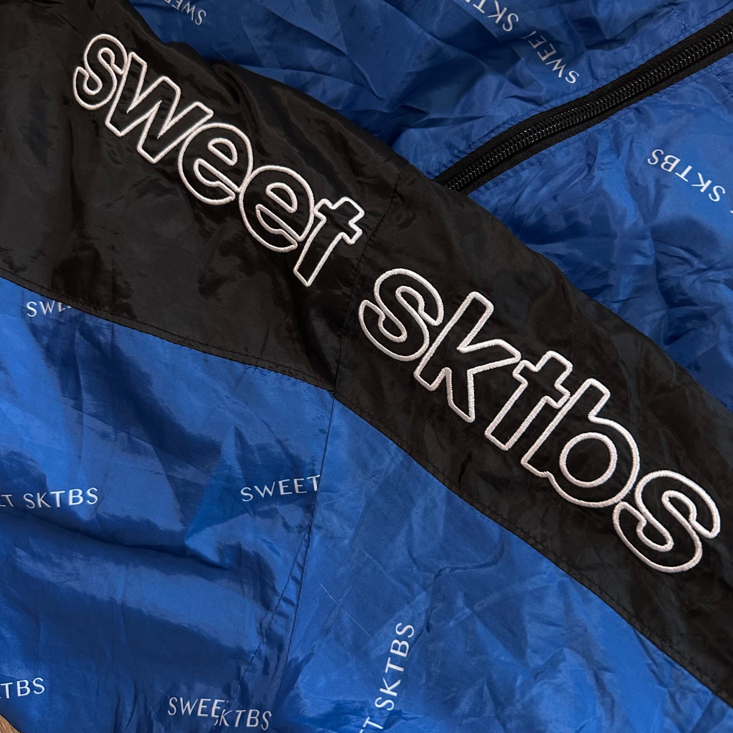 SweetSktbs Windbreaker