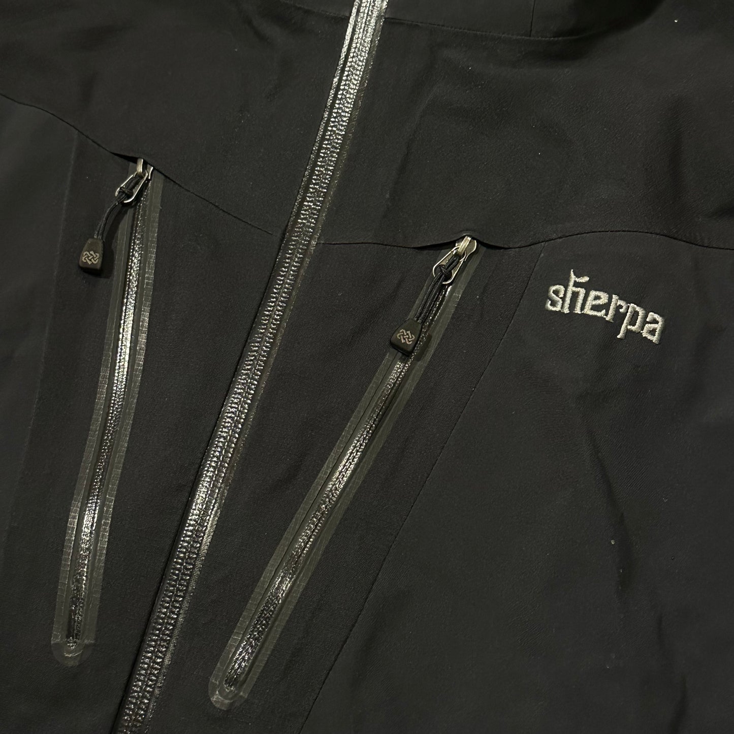 Sherpa waterproof Gorpcore WindBraker