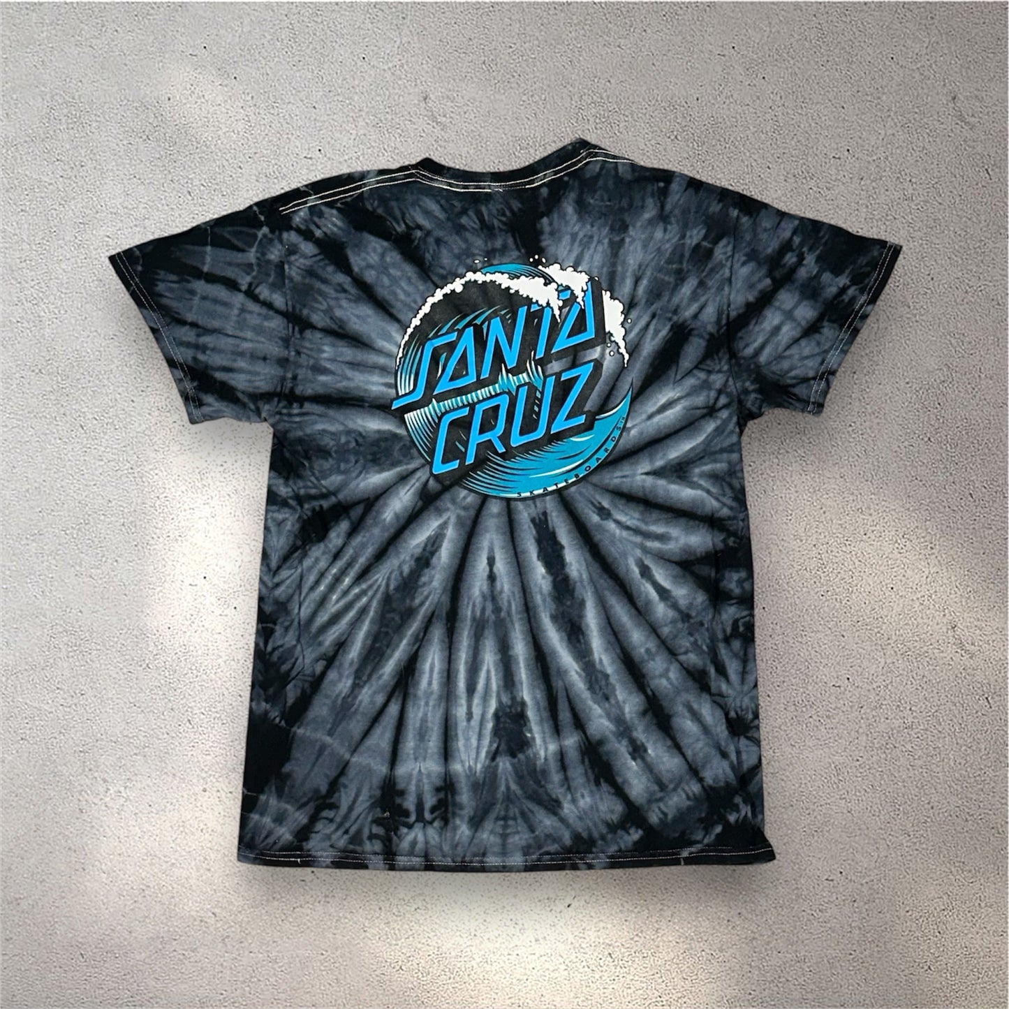 Santa Cruz Tee