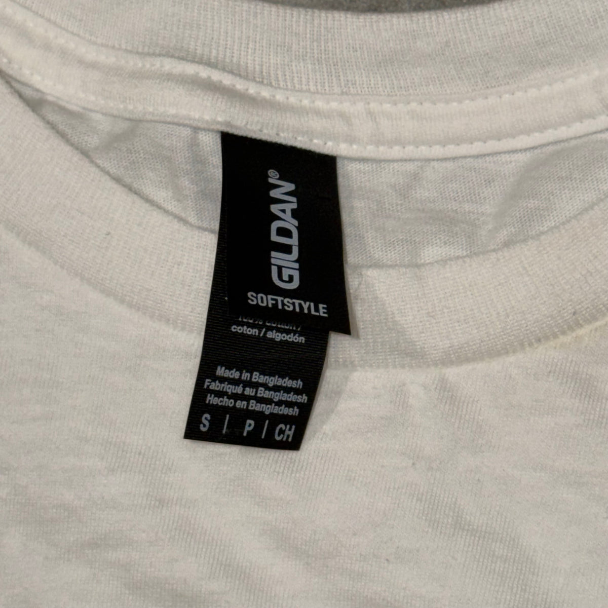 Gildan Graphic Tee
