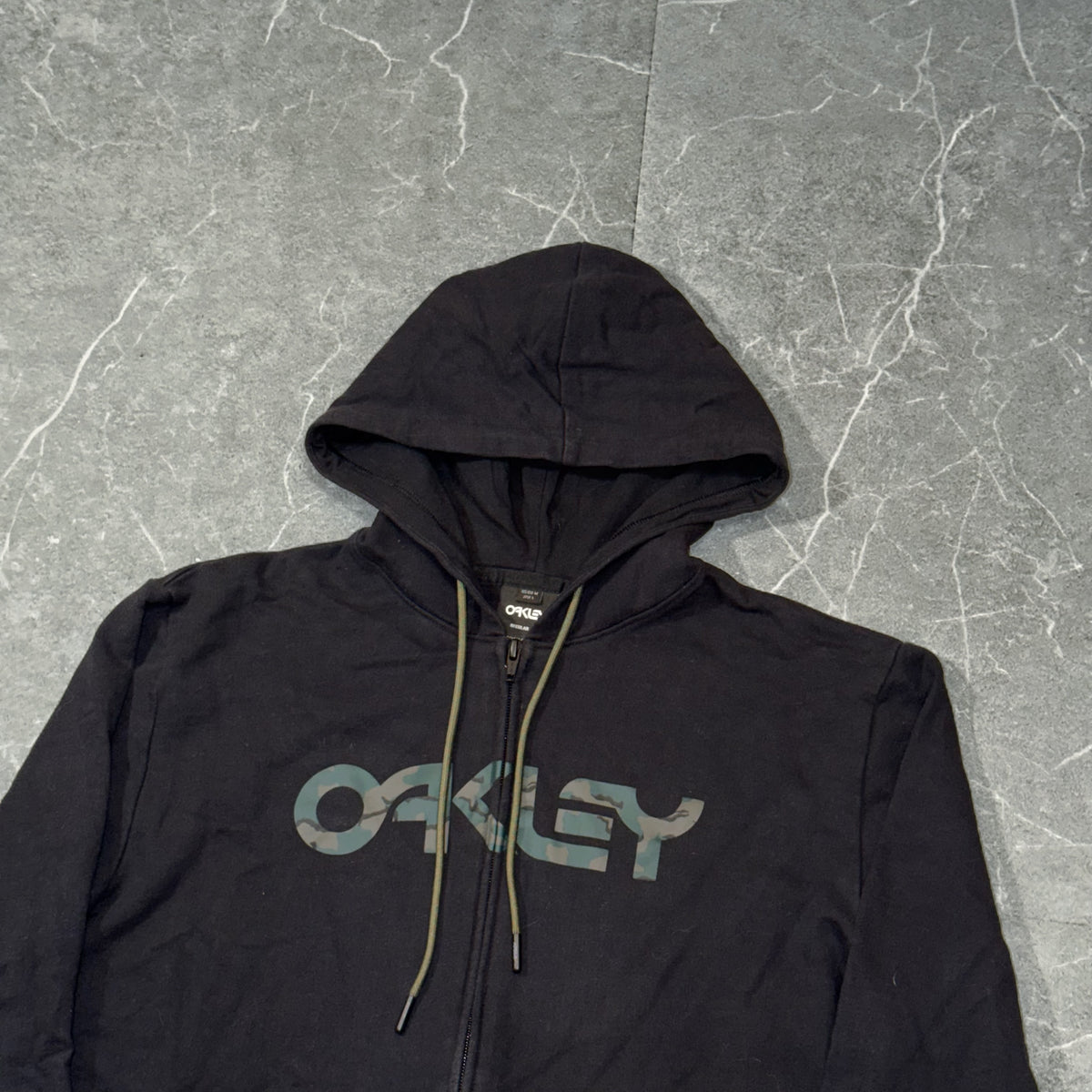 Oakley Zip-Up