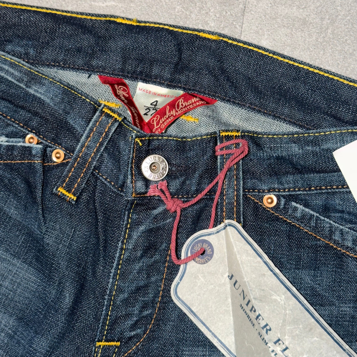 Y2k Lucky Brand “Lucky you” Flared Jeans