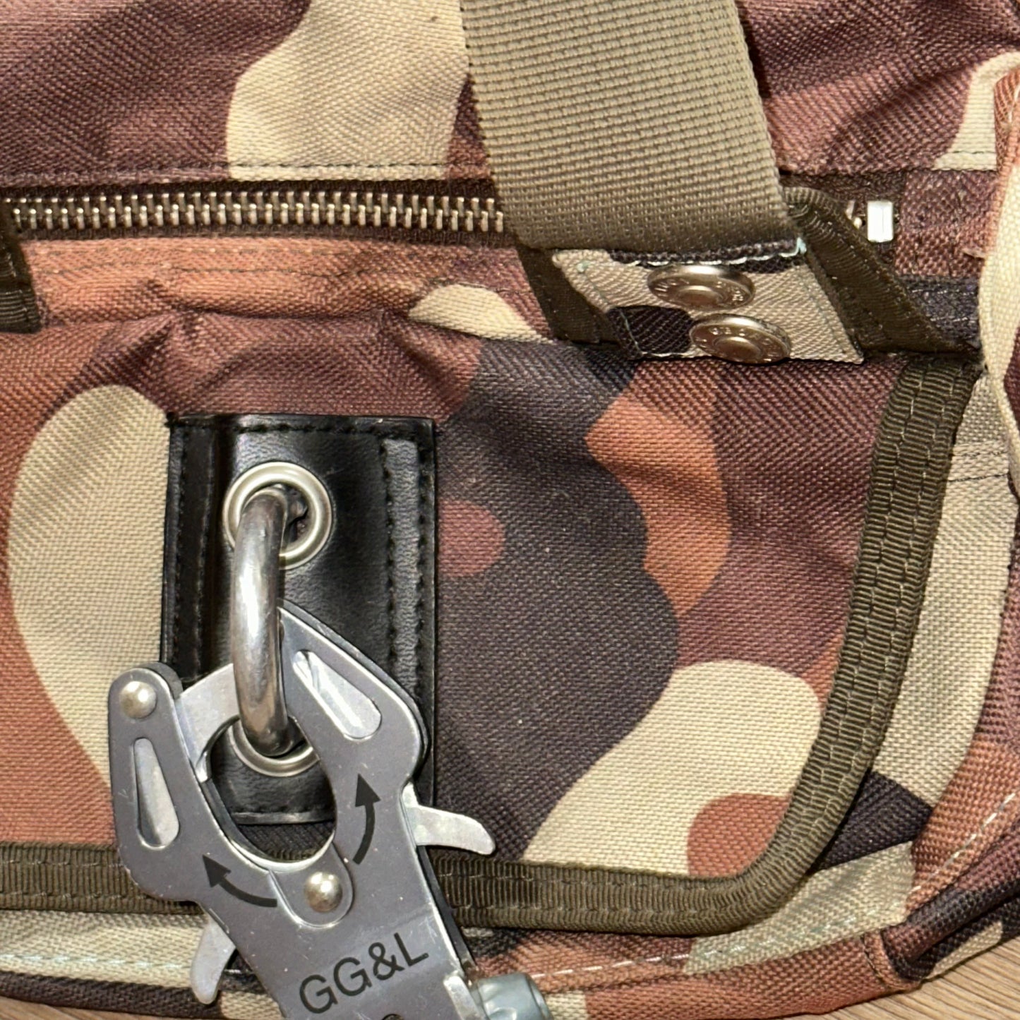 RARE George Gina & Lucy Love Boat Camo Bag