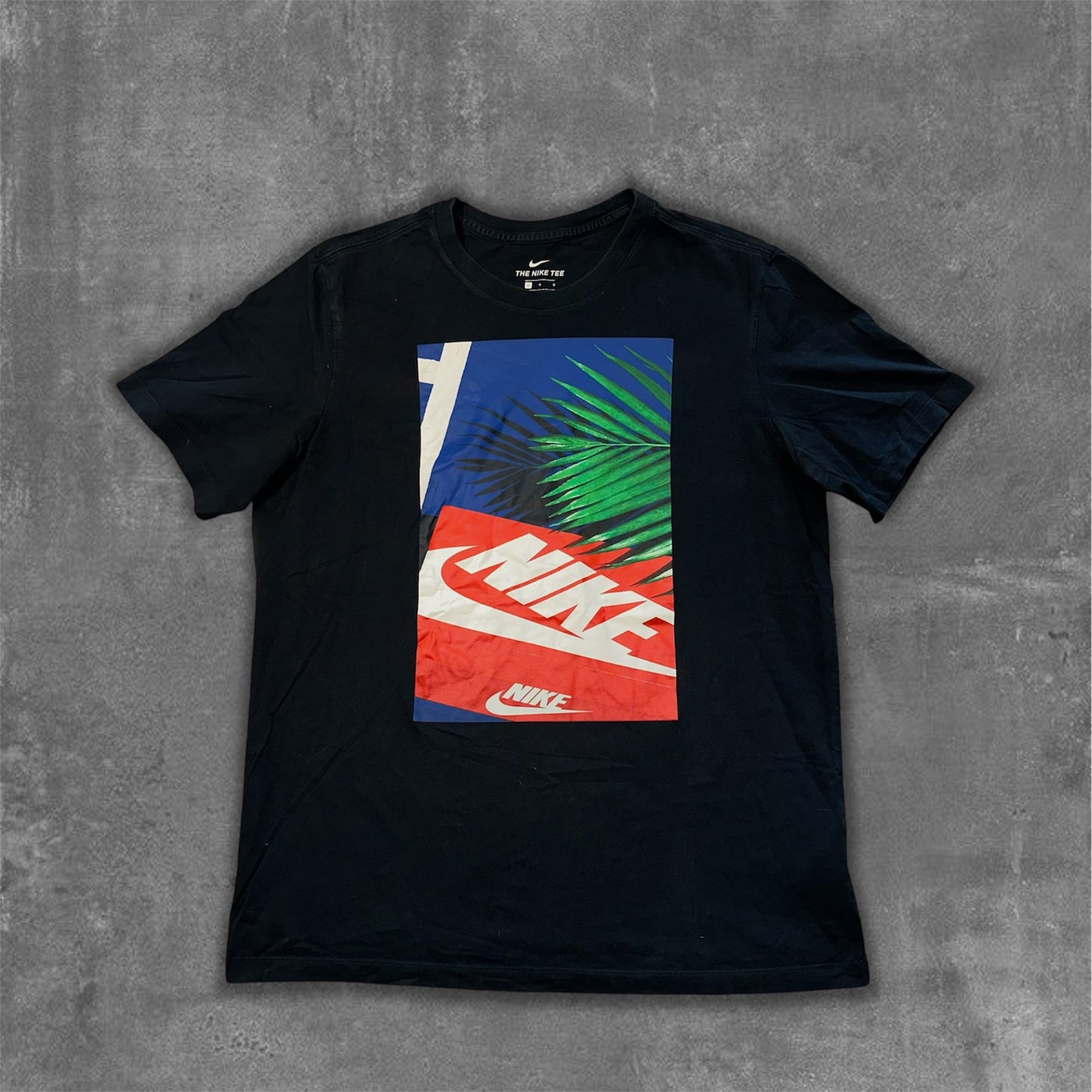 Nike tee