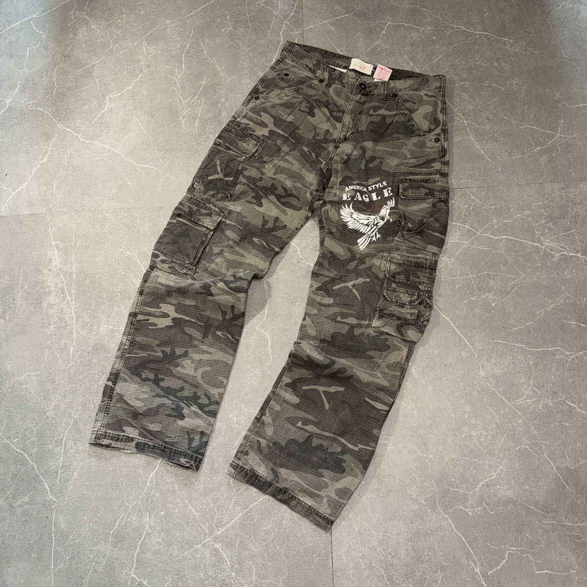 American Eagle Cargo Pants