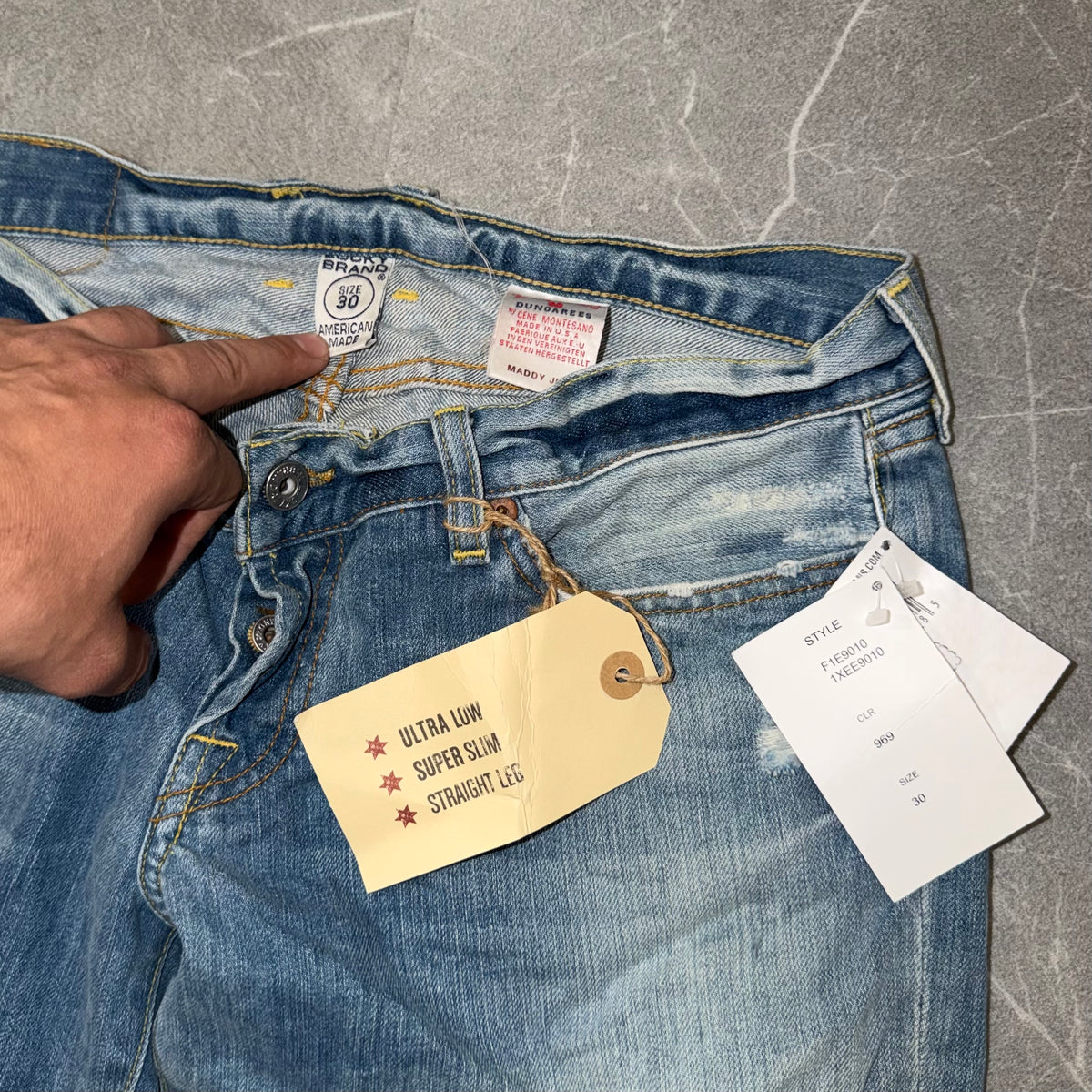 Lucky Brand “Lucky You” Straight Low rise Jeans