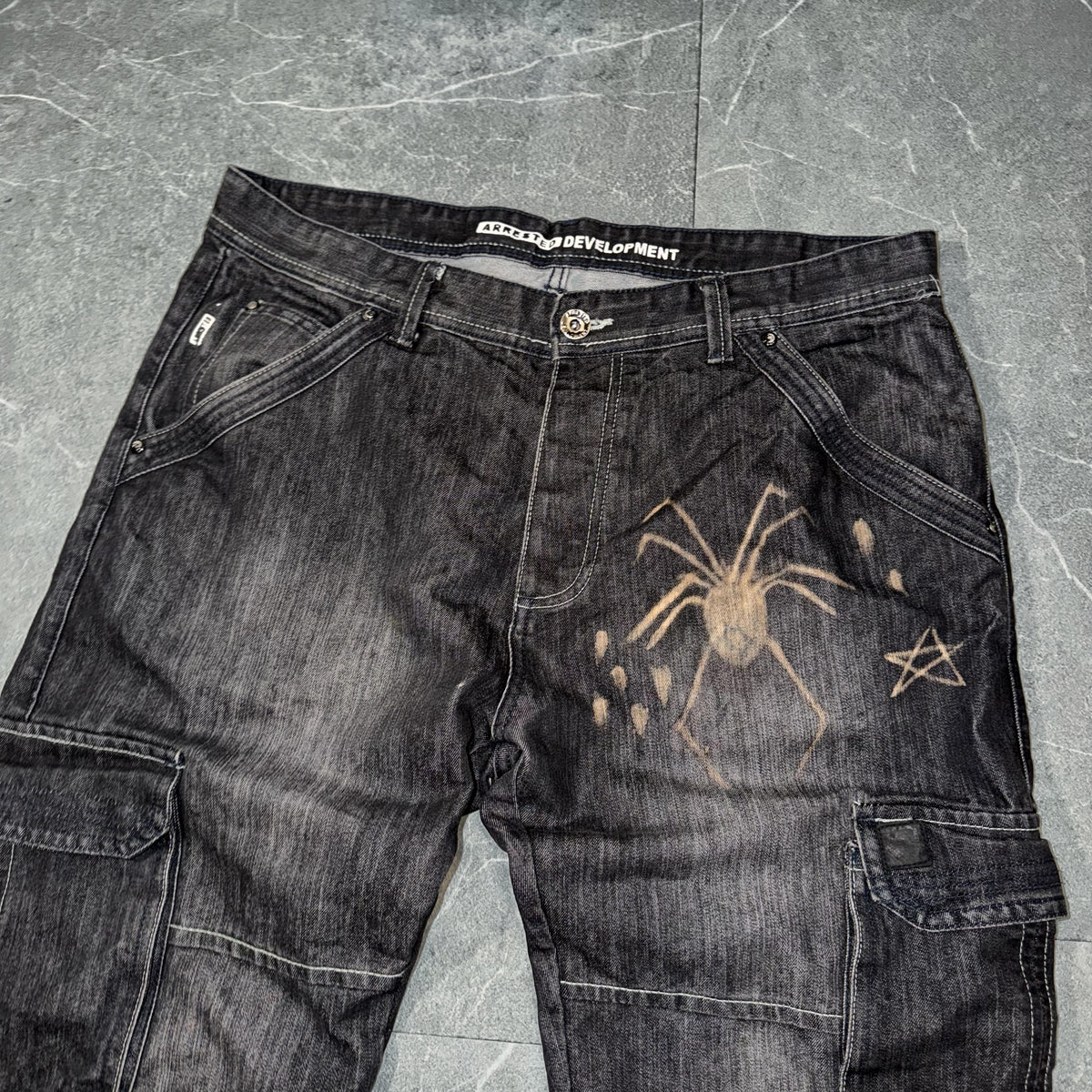Arrested Dev. baggy Jeans