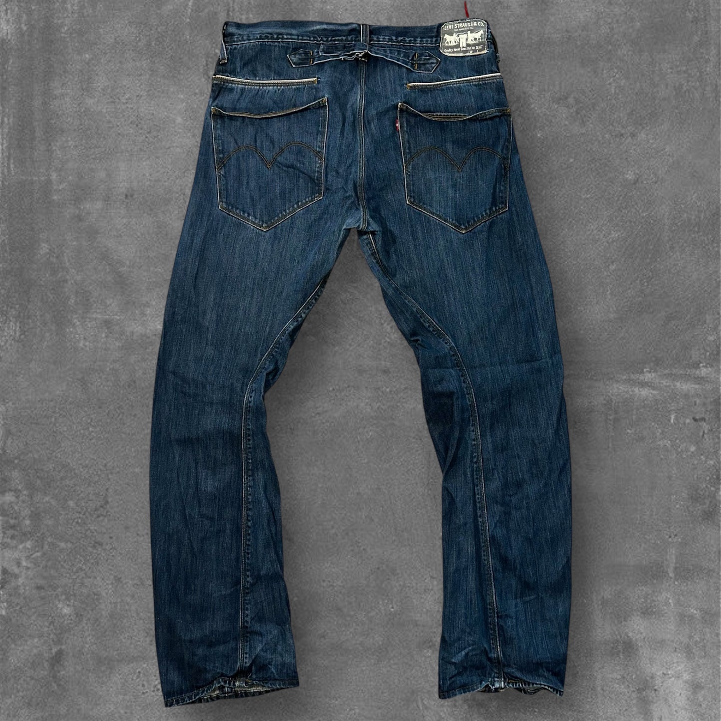 Levis Engineered Jeans