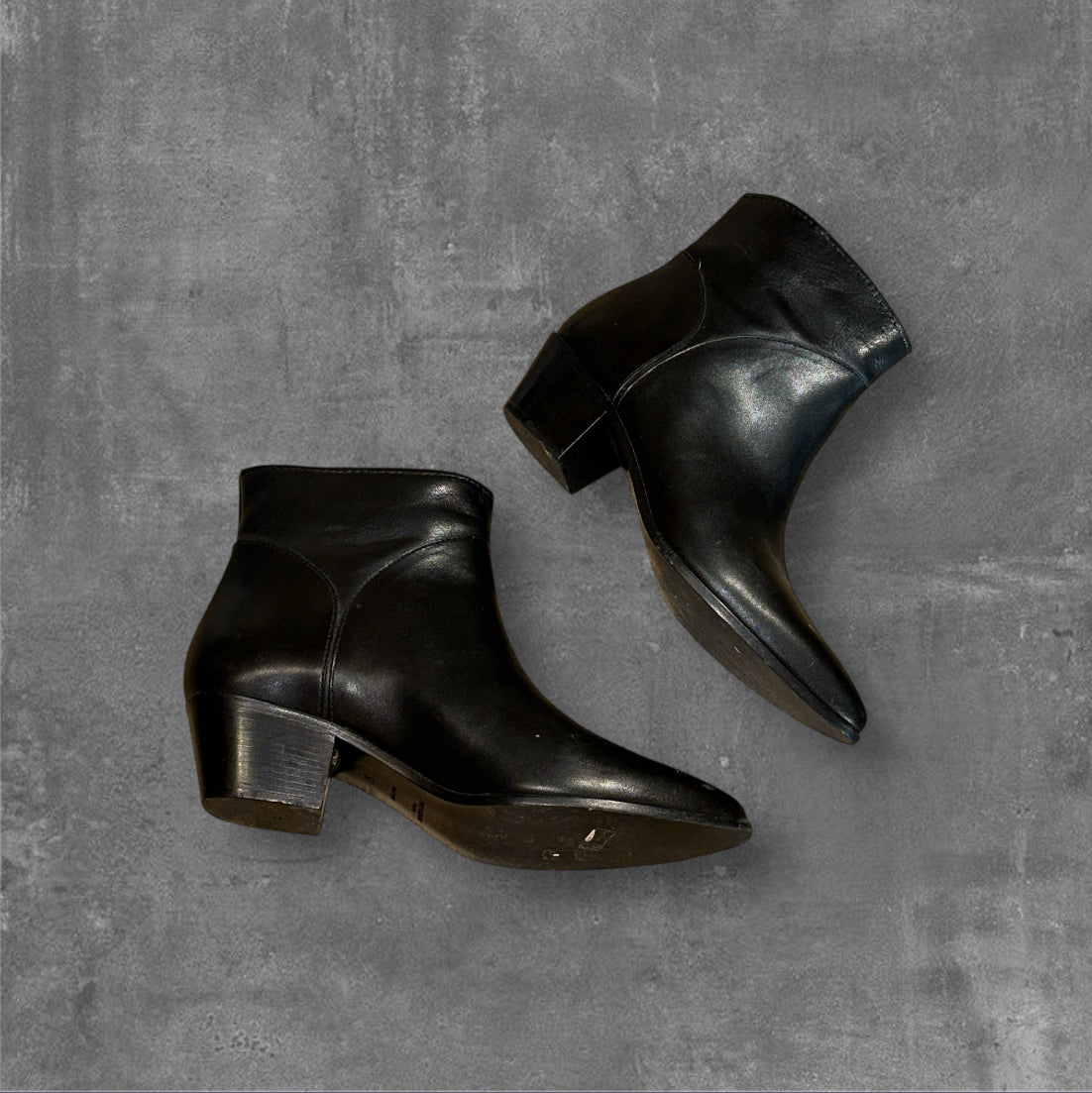 Saint Laurent Paris Cowboy Boots [37]