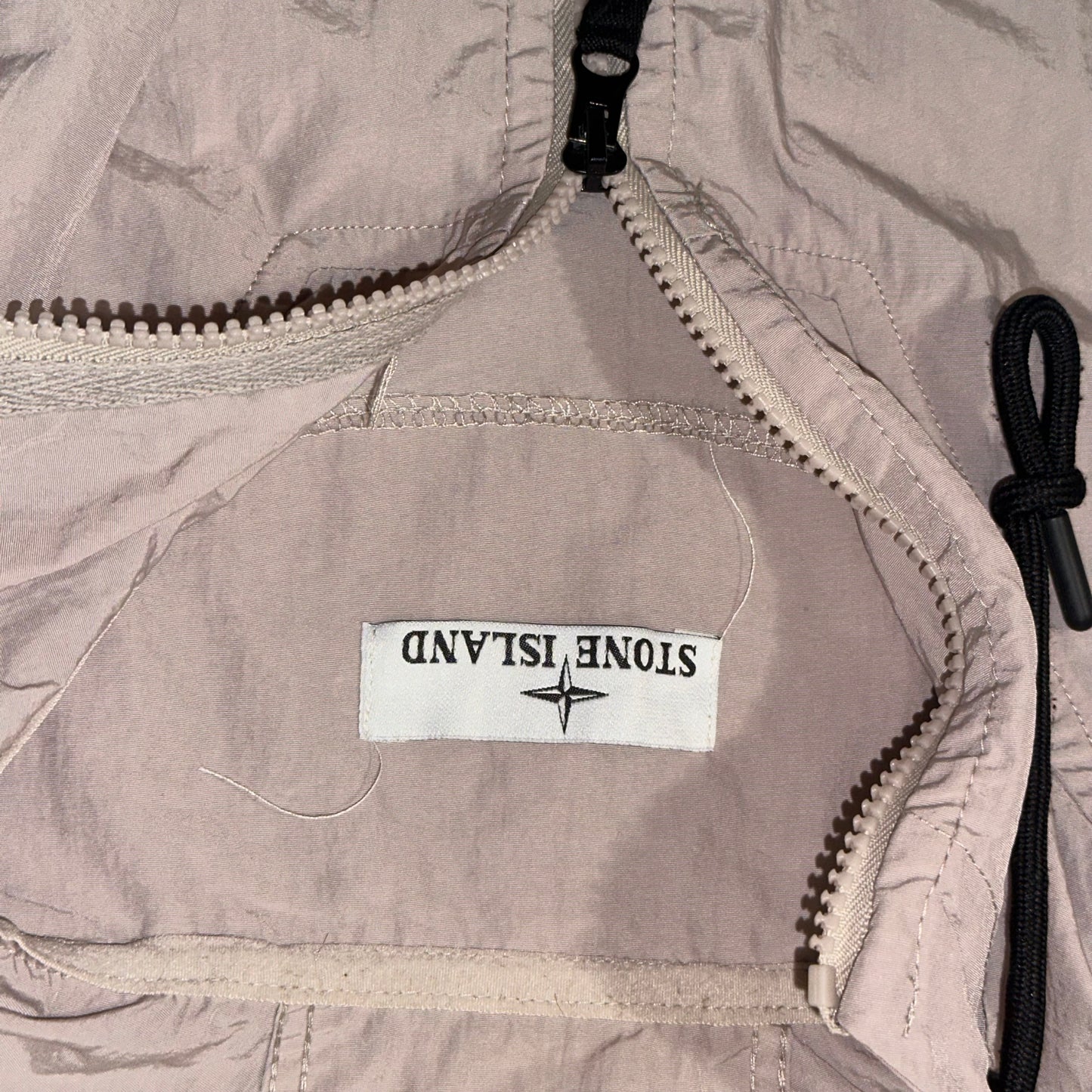 🔴 Stone Island Windbreaker