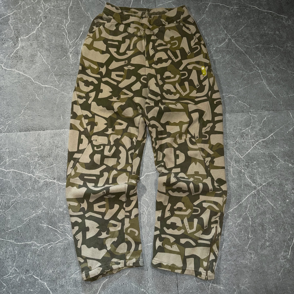 DC Shoes Camo SweatPants
