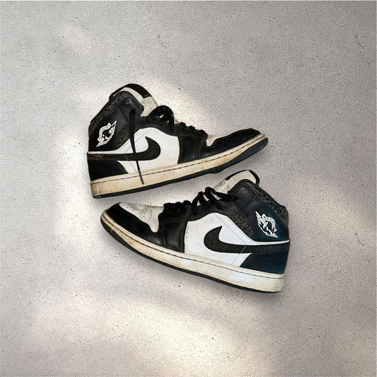 Air Jordan Retro 1 Mid