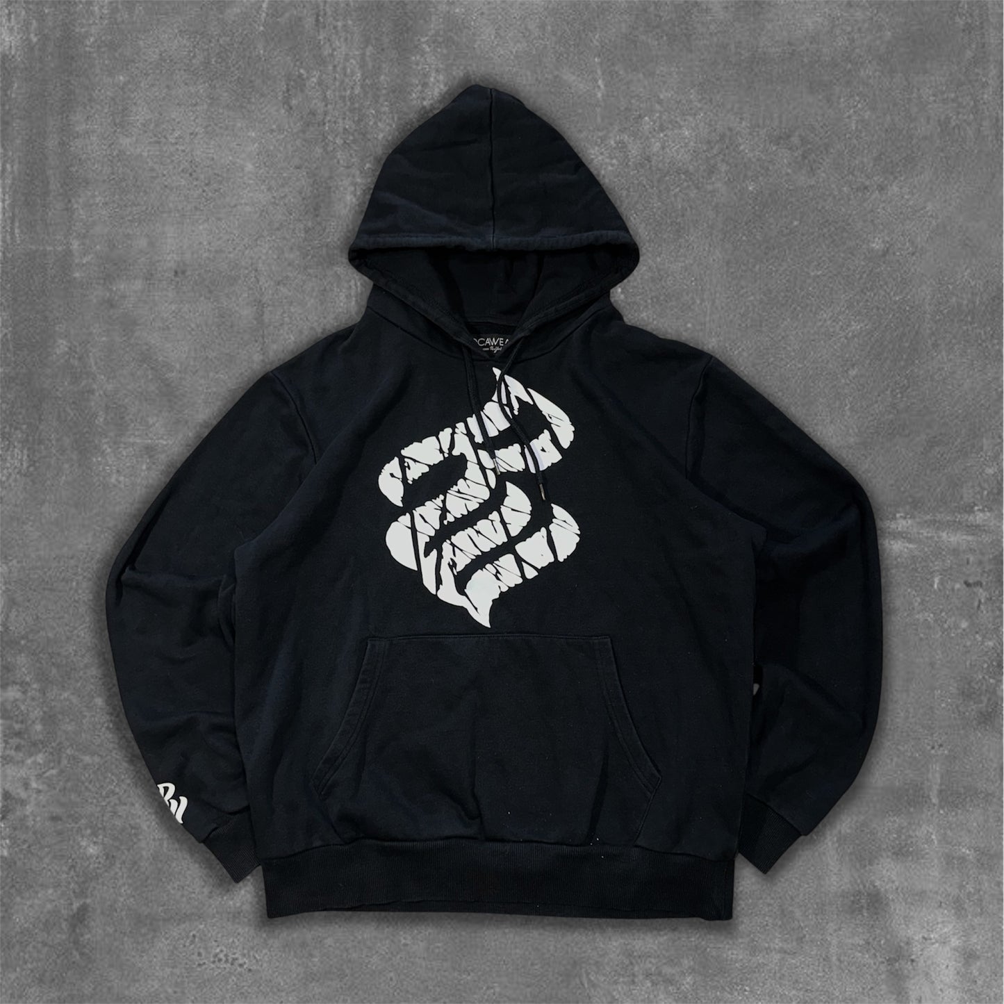 Roca Wear Boxy Hoodie