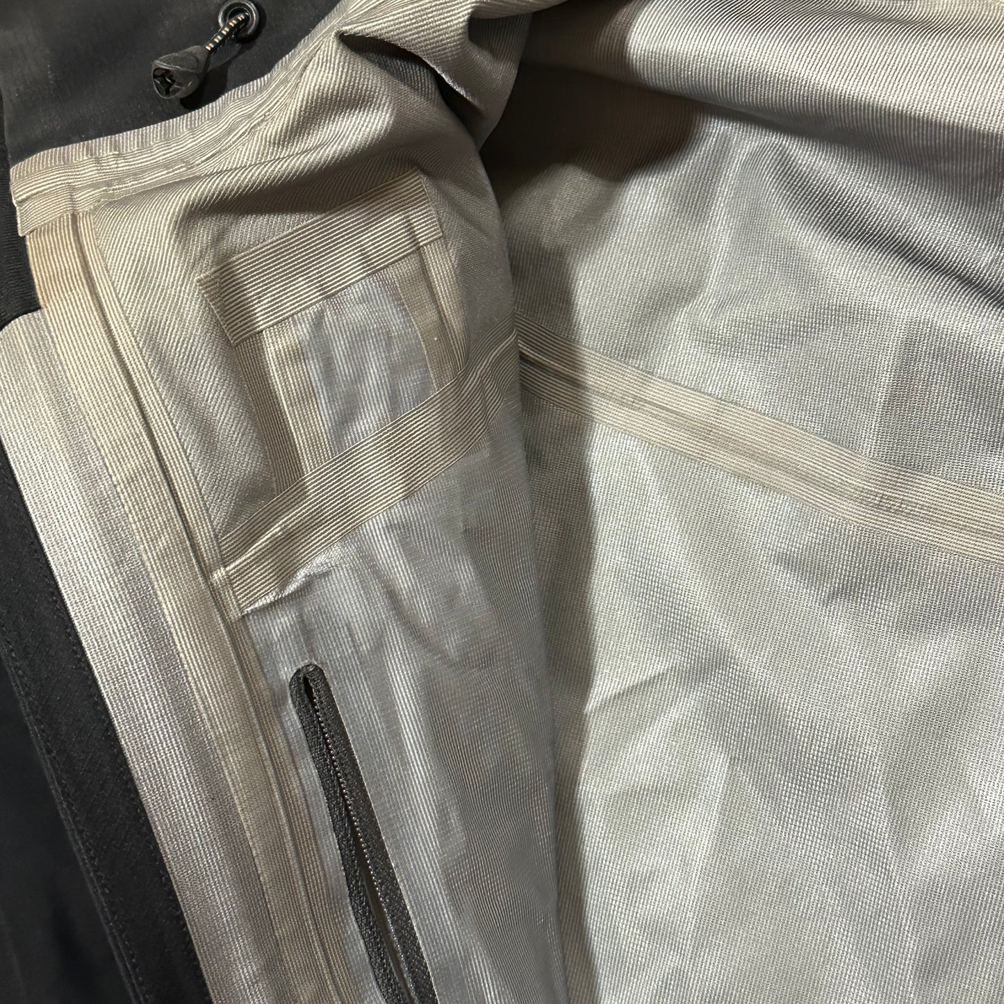 Sherpa waterproof Gorpcore WindBraker