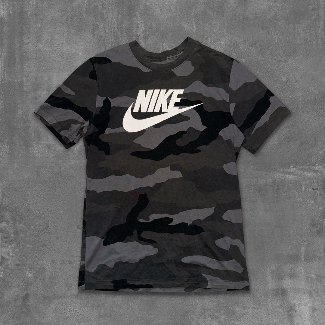 Nike tee