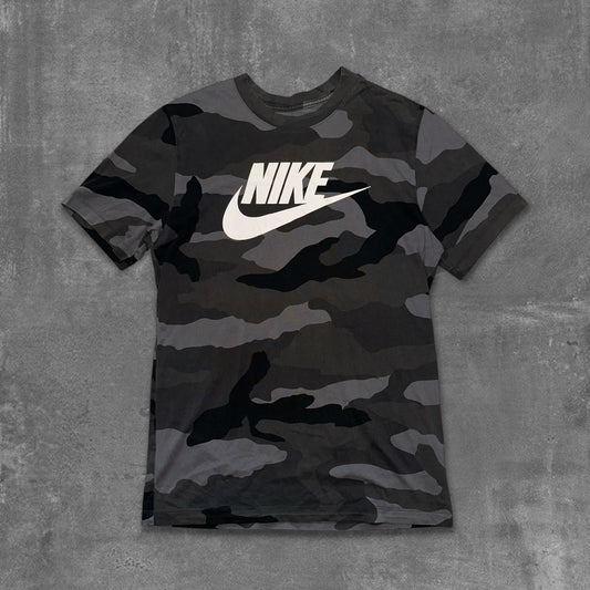 Nike tee