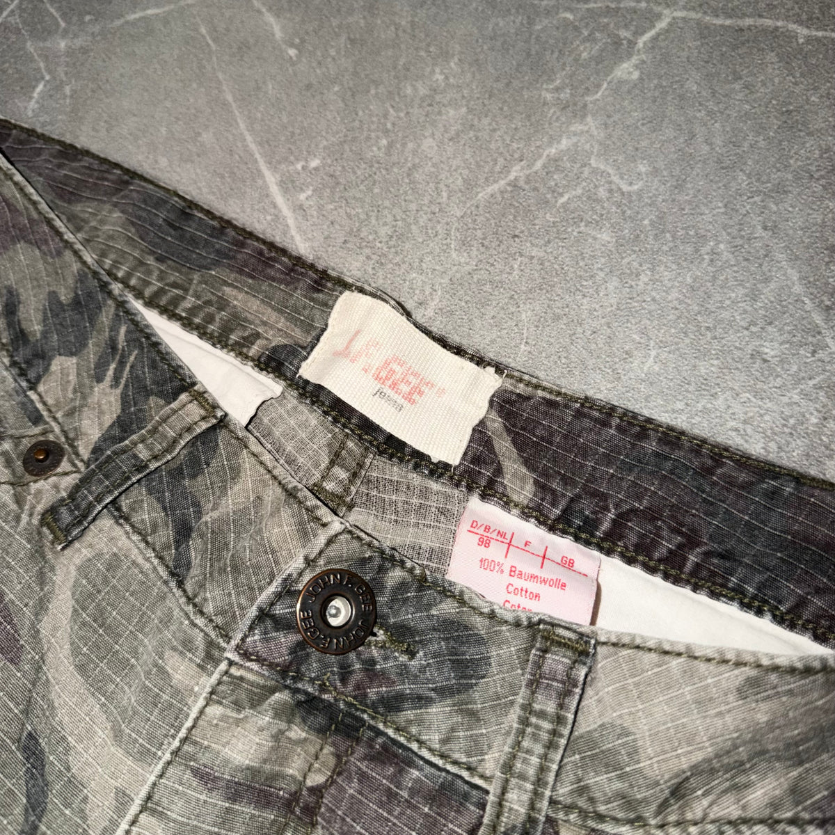 American Eagle Cargo Pants