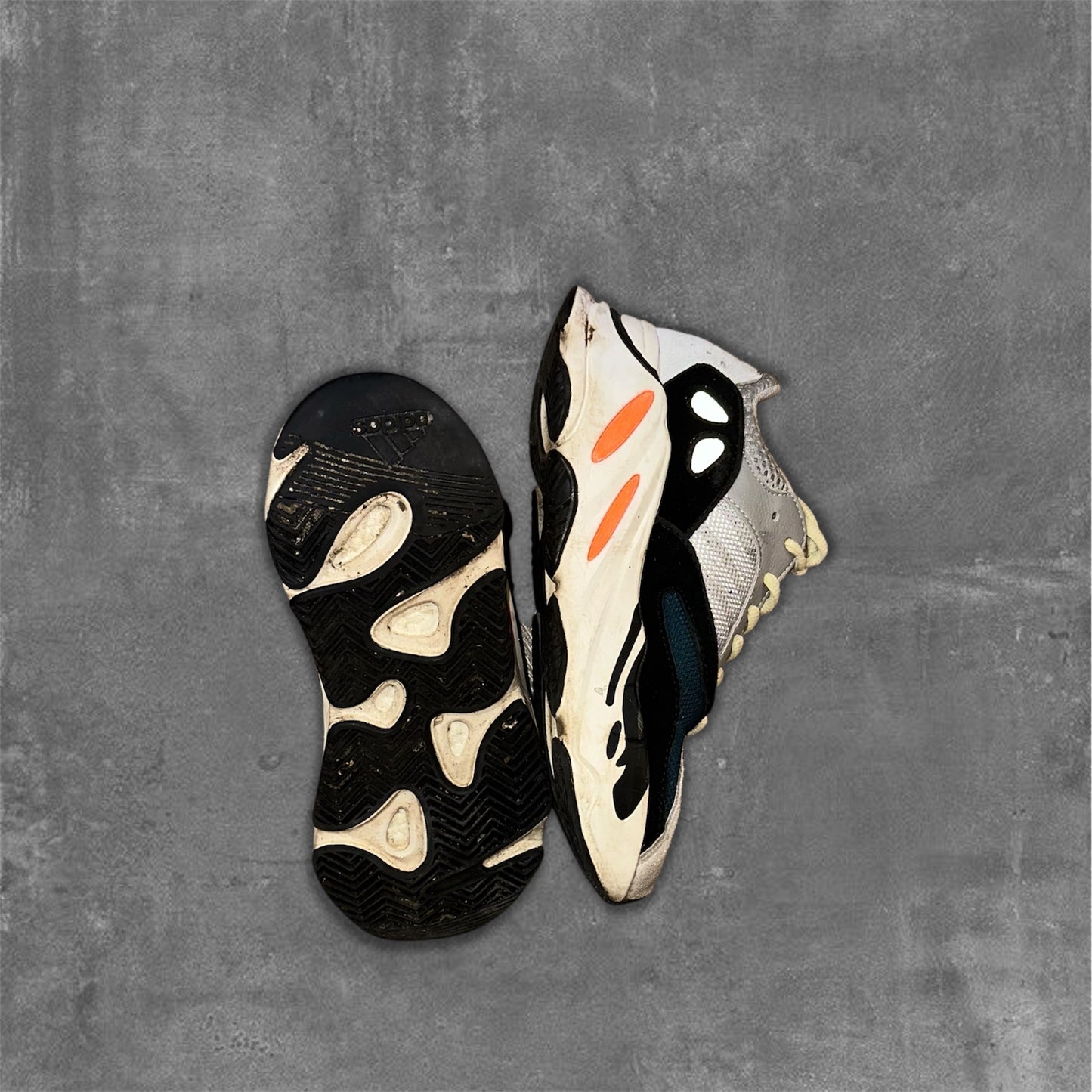 Adidas Yeezy Boost 700 Wave Runner Sneakers