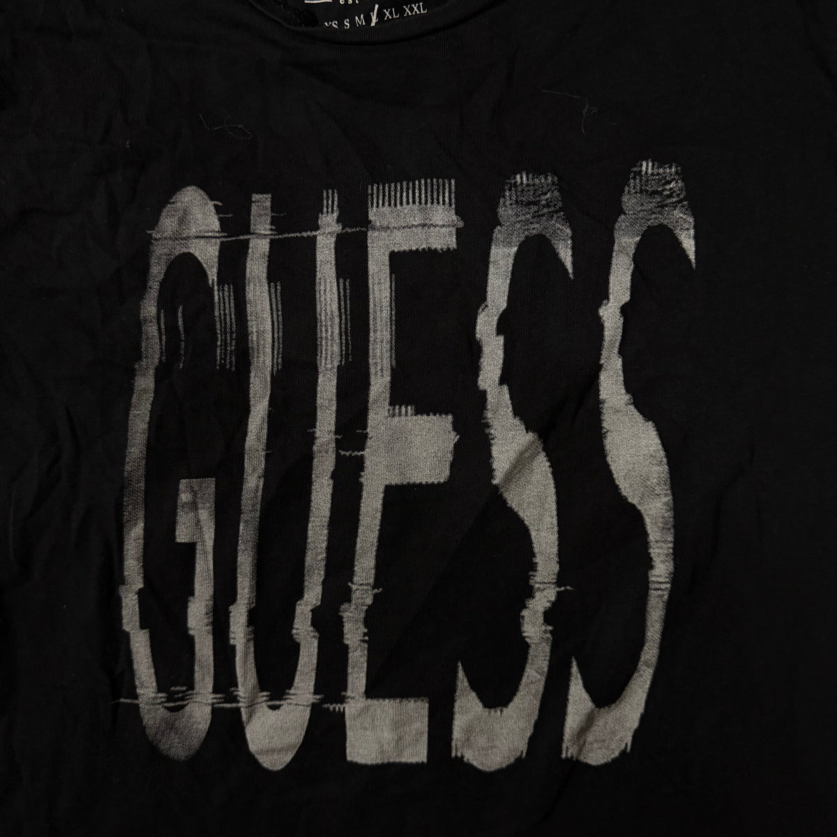 Guess tee